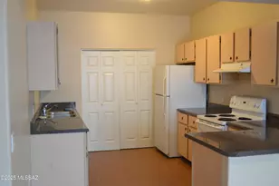 2020 W Dozemary Ct, Tucson, AZ 85713 - Photo 5