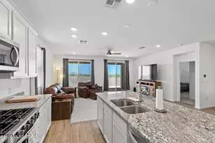 10072 S Arnold Ranch Rd, Vail, AZ 85641 - Photo 11