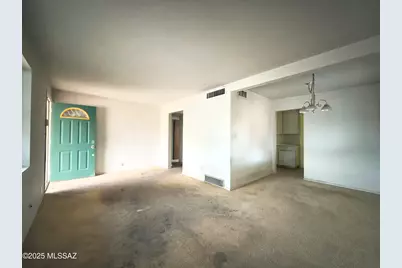 5823 E 18th Street, Tucson, AZ 85711 - Photo 9