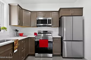 101 Habana Ct, Rio Rico, AZ 85648 - Photo 9