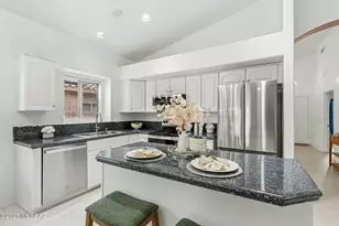 7519 N Bradstreet Dr, Tucson, AZ 85743 - Photo 25