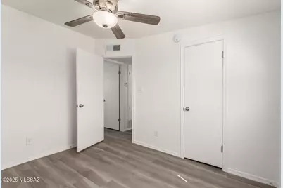 256-262 N Melwood Avenue, Tucson, AZ 85745 - Photo 21