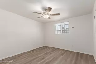 256-262 N Melwood Ave, Tucson, AZ 85745 - Photo 17