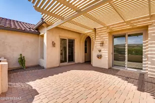 1979 E Orinda Ln, Green Valley, AZ 85614 - Photo 7