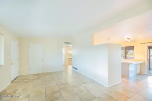 710 N Camino Santiago, Tucson, AZ 85745 - Photo 5