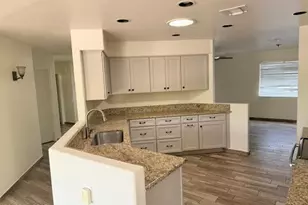 788 W Fountain Creek Dr, Green Valley, AZ 85614 - Photo 3