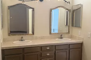 788 W Fountain Creek Dr, Green Valley, AZ 85614 - Photo 11