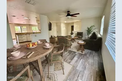 788 W Fountain Creek Drive, Green Valley, AZ 85614 - Photo 7