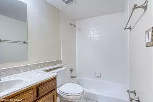 7886 N Roundstone Dr, Tucson, AZ 85741 - Photo 31