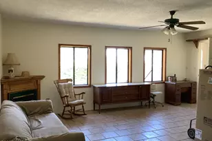 28 E Cochise Way, Cochise, AZ 85606 - Photo 15