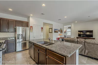 1762 E Sage Thrasher Drive, Green Valley, AZ 85614 - Photo 21