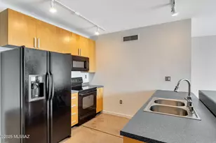 1001 E 17th St, Tucson, AZ 85719 - Photo 15