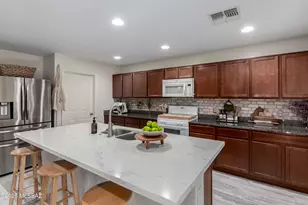 620 S Charles L Mckay Pl, Vail, AZ 85641 - Photo 5