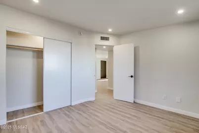 2126 W Calle Fortunado, Tucson, AZ 85705 - Photo 19