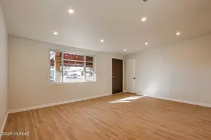 2126 W Calle Fortunado, Tucson, AZ 85705 - Photo 7