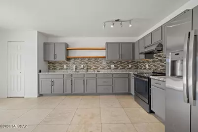 6126 S Earp Wash Lane, Tucson, AZ 85706 - Photo 7