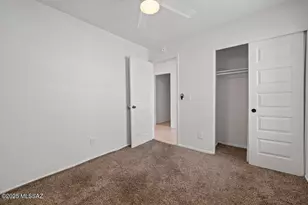 6126 S Earp Wash Ln, Tucson, AZ 85706 - Photo 17