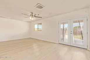 618 N Eastview Ave, Tucson, AZ 85710 - Photo 15