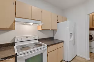 2067 W Cadbury Ct, Tucson, AZ 85713 - Photo 13