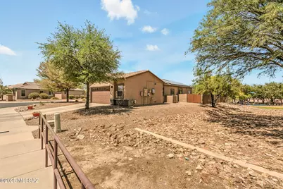11802 W Fordson Drive, Marana, AZ 85653 - Photo 49