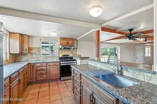 27809 S Rain Valley Rd, Elgin, AZ 85611 - Photo 7