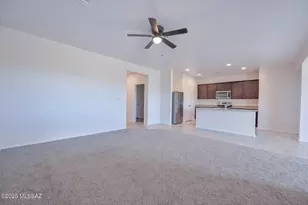 913 W Calle Falerno, Sahuarita, AZ 85629 - Photo 9