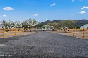 7813 S Cardinal Ave, Tucson, AZ 85746 - Photo 3