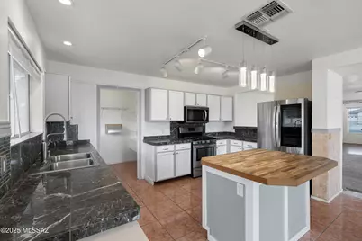 3678 S Desert Echo Road, Tucson, AZ 85735 - Photo 7