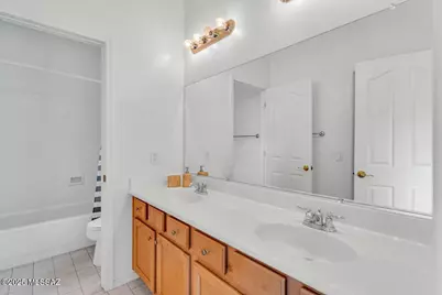 10054 E Cedar Hill Drive, Tucson, AZ 85748 - Photo 21