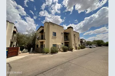 2016 E River Road #101, Tucson, AZ 85718 - Photo 1