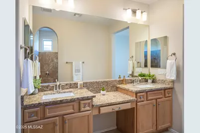 6806 W Cliff Spring Trail, Marana, AZ 85658 - Photo 17