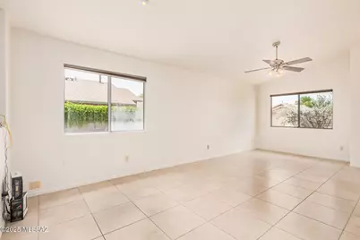 8801 S Desert Rainbow Drive, Tucson, AZ 85747 - Photo 9