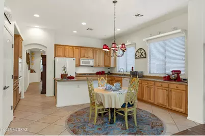 2299 W Calle Casas Lindas, Green Valley, AZ 85622 - Photo 9
