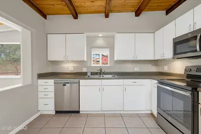 3025 N Olsen Avenue, Tucson, AZ 85719 - Photo 11