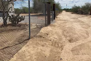 11210 S Brandywine Ln, Tucson, AZ 85736 - Photo 7