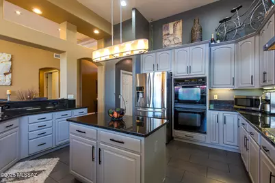 13806 N Slazenger Drive, Oro Valley, AZ 85755 - Photo 11