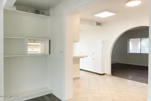 143 E Santa Chalice Dr, Green Valley, AZ 85614 - Photo 7