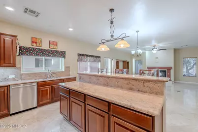 15257 S Via Lago Del Encanto, Sahuarita, AZ 85629 - Photo 11