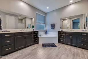 11936 N Silver Vis Pl, Oro Valley, AZ 85737 - Photo 21