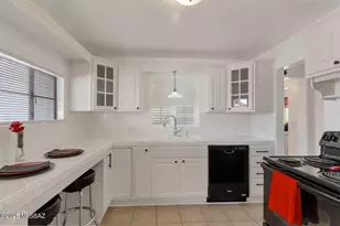 4244 E Kings Rd, Tucson, AZ 85711 - Photo 5