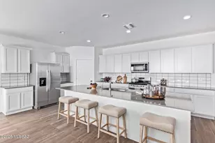 385 W Camino del Toro, Vail, AZ 85641 - Photo 5