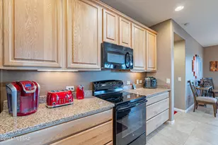 1819 E Barn Swallow Ln, Green Valley, AZ 85614 - Photo 11