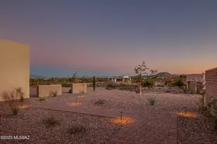 2750 W Black Cloud Ct, Tucson, AZ 85745 - Photo 9