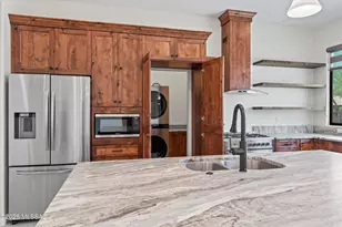 1915 E Lind Rd, Tucson, AZ 85719 - Photo 27