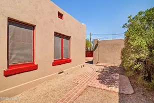 833 E Helen St, Tucson, AZ 85719 - Photo 11