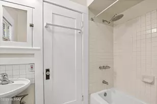 833 E Helen St, Tucson, AZ 85719 - Photo 31