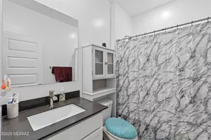 10472 W Thetford Ln, Marana, AZ 85653 - Photo 25