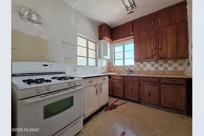 410 E 22nd Street, Tucson, AZ 85713 - Photo 3