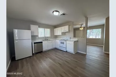 506 N Iroquois Avenue #2, Tucson, AZ 85745 - Photo 9