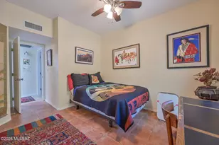 821 N Borderland Ln, Tucson, AZ 85748 - Photo 17